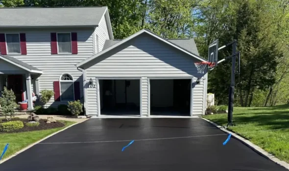 Newly completed residential Driveways by Asphalt Contractors Auckland demonstrating comprehensive support and customer care for Driveways in Auckland.